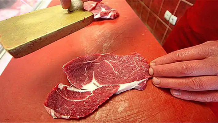 Kırmızı ette düşüş! Dana ve kuzu hangi seviyeye indi?