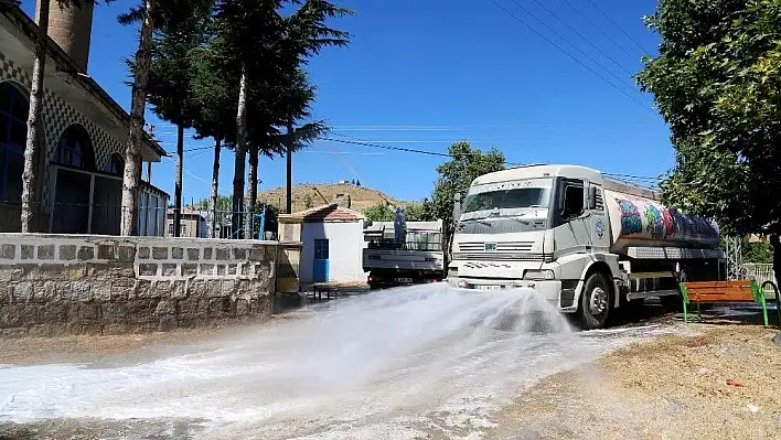 Kırsal mahallelerde genel temizlik çalışması
