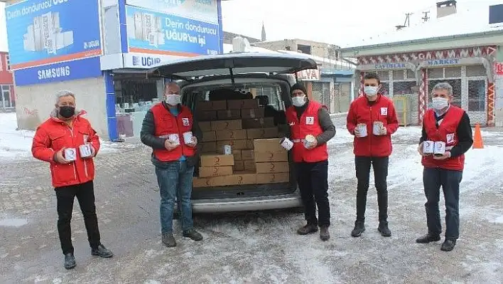 Kızılay'dan Tomarzalı 300 aileye konserve et dağıtımı