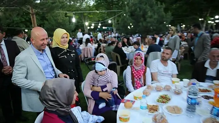 Kocasinan Belediyesi ailesi, iftar sofrasında buluştu