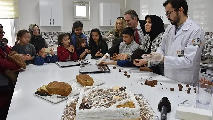 Kocasinan Belediyesi Çölyaklı ailelerin taleplerini geri çevirmedi