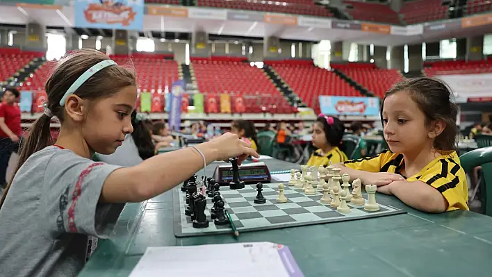 Kocasinan'da  geleceğin yıldızları sahada!