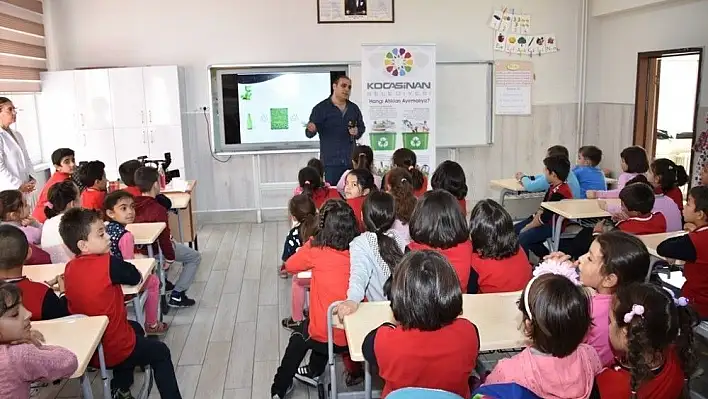 Öğrencileri çevre konusunda bilinçlendirme seminerleri sürüyor