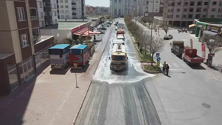 Belediye, dünyayı 3 kez turlama rekoru kırdı