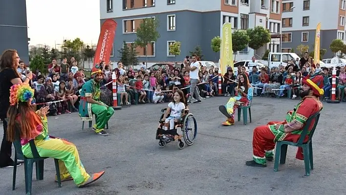 Kocasinan, Mutlu Etmek İçin Engel Tanımıyor
