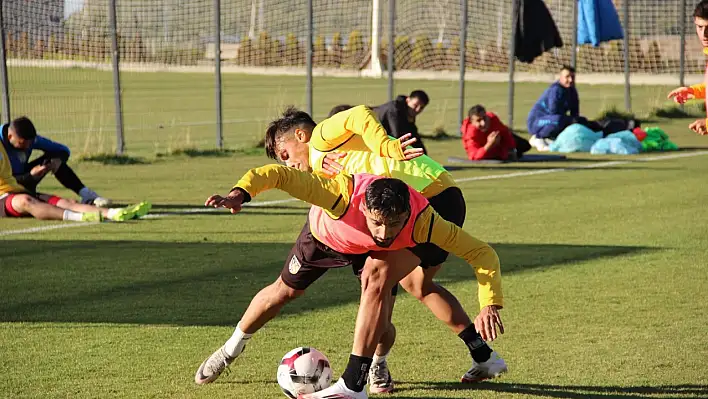 Şimşekspor, sezonu deplasmanda açıyor