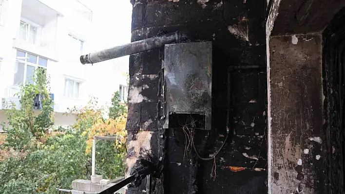 Kahraman komşu yangınında 2 çocuğu kurtardı