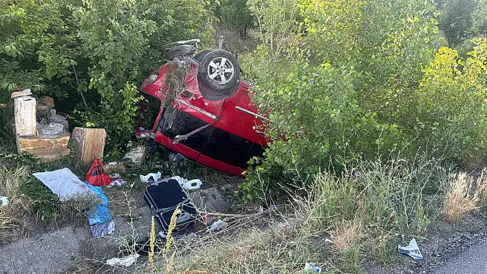 Kontrolden çıkan araç şarampole devrildi: 1'i ağır 6 yaralı