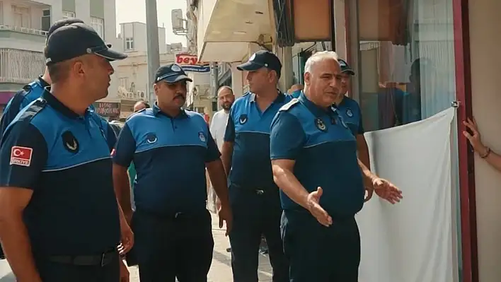 Zabıta ekiplerinden kaldırım denetimi