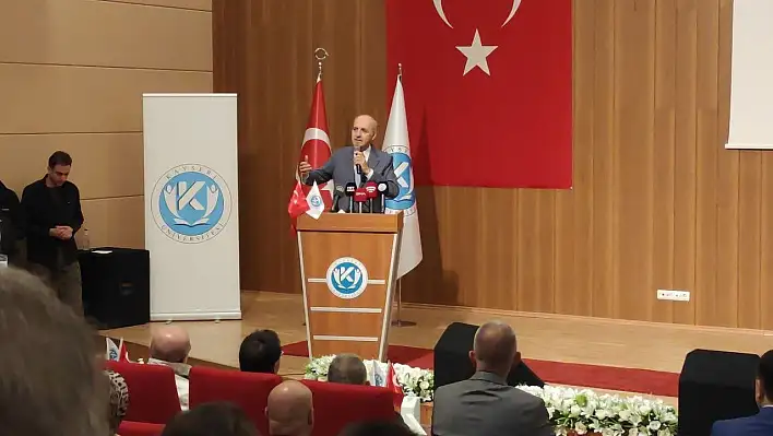 Kurtulmuş: Yunanistan sırtını sıvazlayanlara güvenmesin