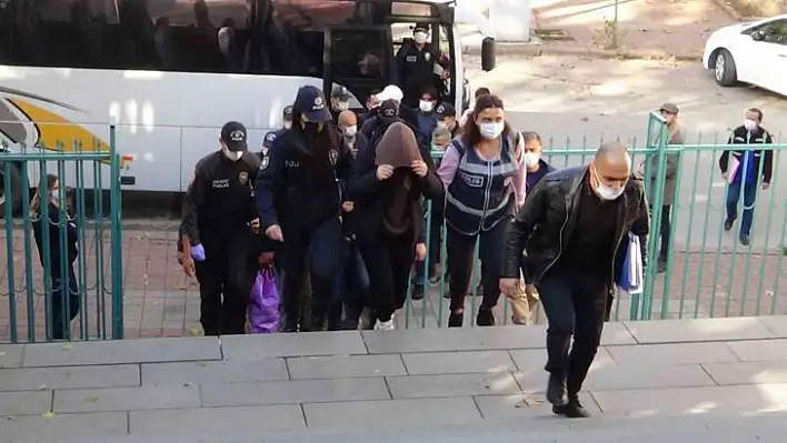 Kayseri'de silah kaçakçılarına büyük darbe!