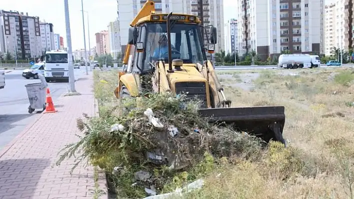 Mahallelerde toplu temizlik uygulaması Yeşilyurt'ta