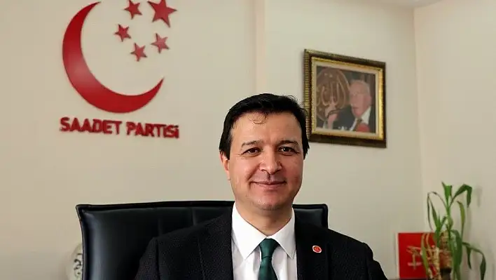 Mahmut Arıkan: Veliaht kavgaları derken her gün yeni bir senaryo ile karşı karşıya kalıyoruz