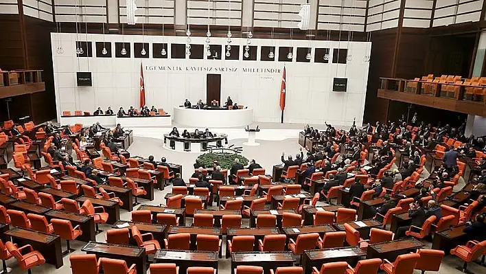 Meclis'te kavga! Başrolde AK Parti Kayseri Milletvekili var