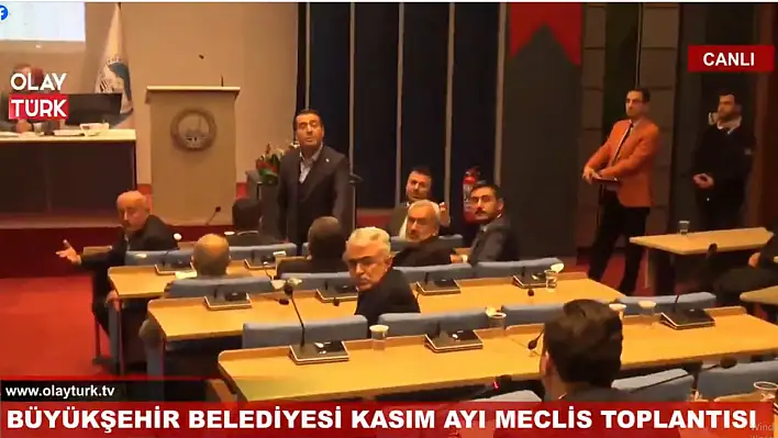 Mecliste 'saf değiştirme faaliyeti' tartışması!
