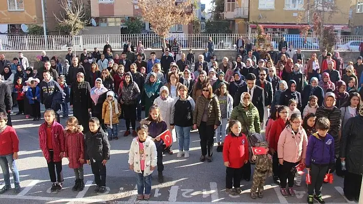 Mehmet Sepici 60. Yıl Cumhuriyet İlkokulu'nda 29 Ekim Cumhuriyet Bayramı Coşkusu