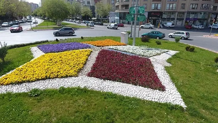 Melikgazi baharda lale bahçesine dönecek
