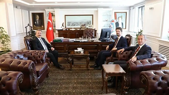 Melikgazi Belediye Başkanı Dr. Mustafa Palancıoğlu, Macaristan'ın Ankara Büyükelçisini kabul etti
