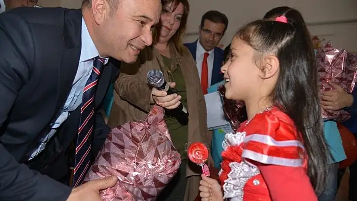 Melikgazi Belediyesi Çocuk Meclisi'nden dilek Ağacı Projesi