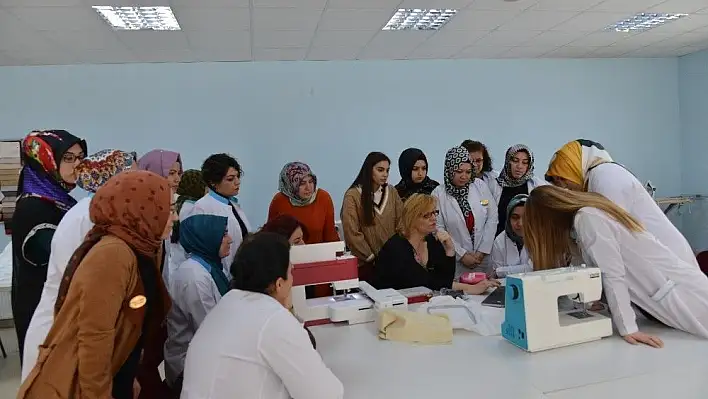 Melikgazi Belediyesi'nde Mel-Mek öğretmenlerine Hizmet İçi Eğitim Semineri