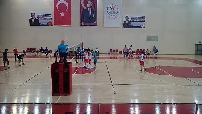 Melikgazi Belediyespor Voleybol Takımı yine galip geldi