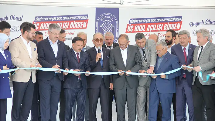 Melikgazi'de 3 okul birden açıldı