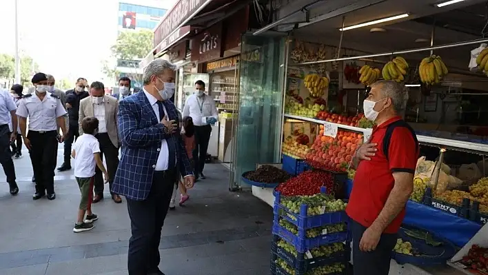 Melikgazi'de maske mesafe ve temizlik tam not aldı