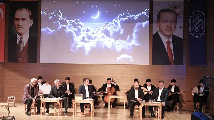 Melikgazi'de şiir dinletisi