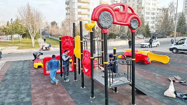 Melikgazi'de Yeni Parklara Yeni Nesil Oyun Grupları