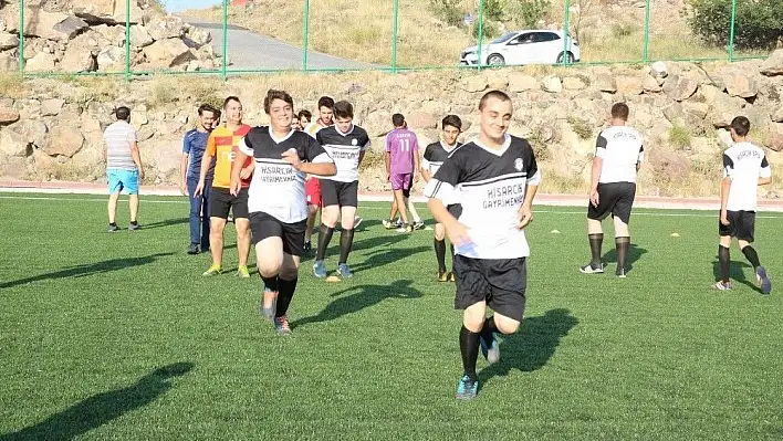 Melikgazi'den Spor Kulüplerine futbol sahası tahsisi
