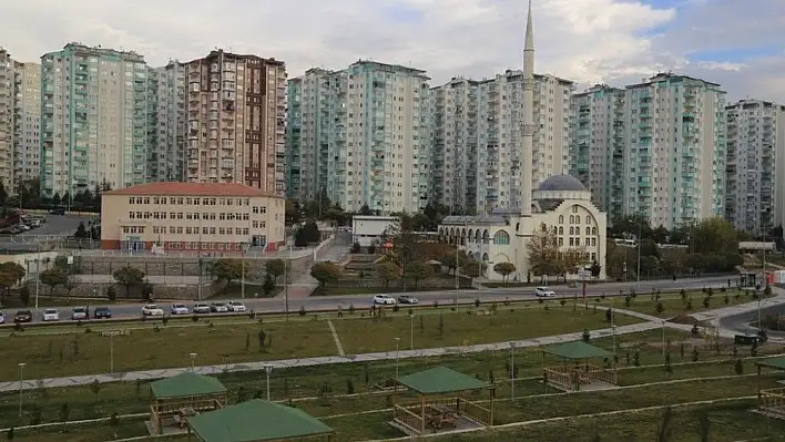 Melikgazi ilçesinde parklardaki kişi başı yeşil alan 9.2 metrekare