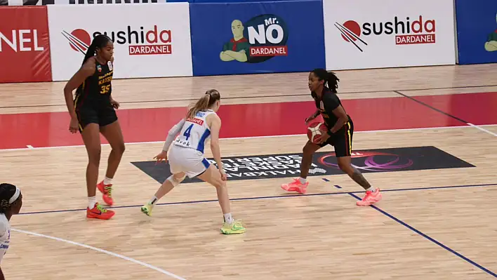 Melikgazi Kayseri Basketbol şov yaptı