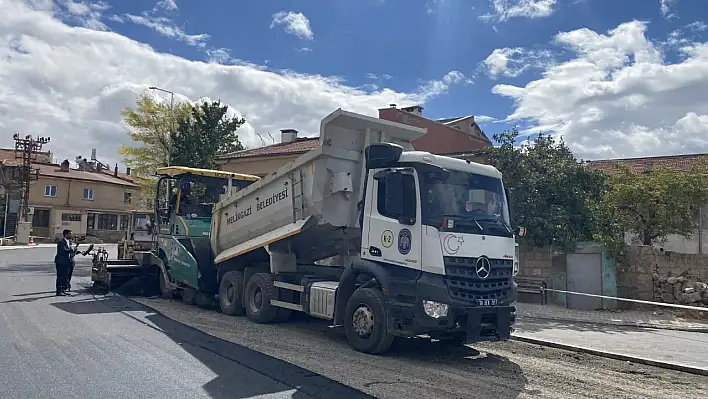 Melikgazi'nin her köşesinde hummalı çalışma