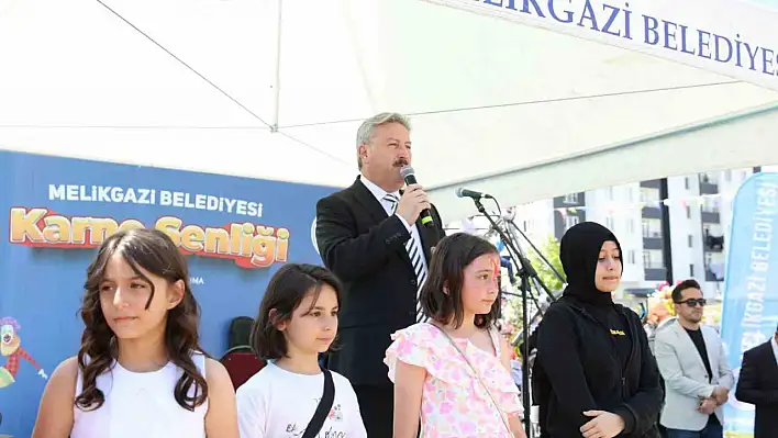 Karne Şenliği'nde çocuklar doyasıya eğlendi