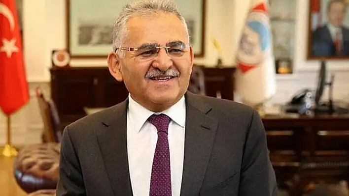 Memduh Başkan İsrail bayrağına bakın ne yaptı?
