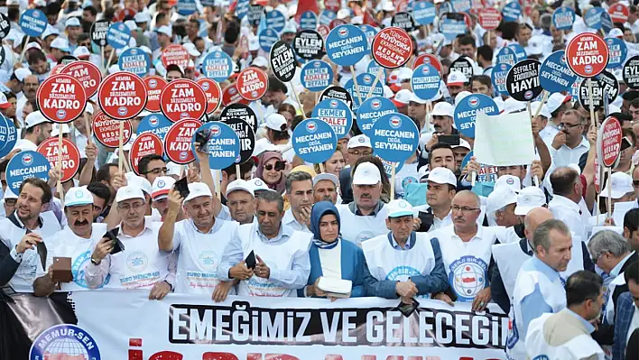 Memurlar iş bırakıyor!