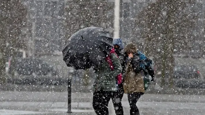 Meteoroloji'den beklenen uyarı! Karla karışık yağmur geliyor