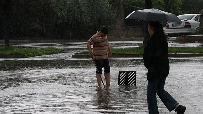 Meteoroloji duyurdu: Sağanak yağış geliyor