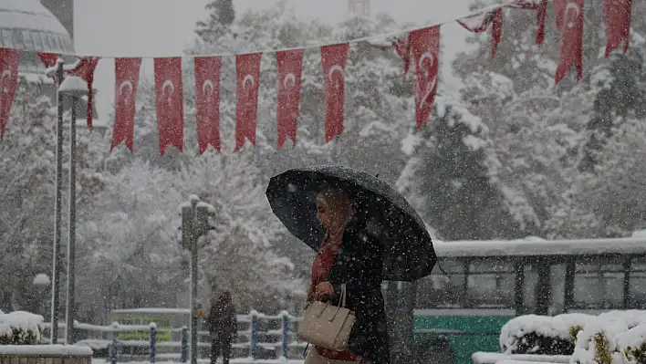 Meteoroloji tarih verdi! Kayseri'ye kar geliyor