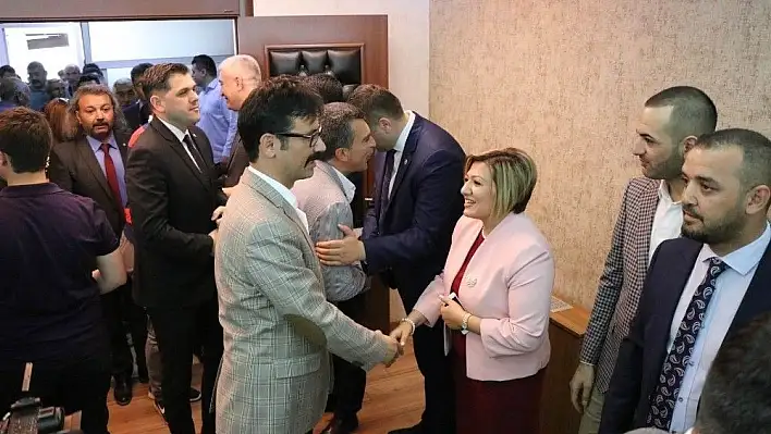 MHP'de bayramlaşma
