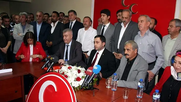 MHP'li Behsat Önder Talas Belediye Başkan aday adaylığını açıkladı
