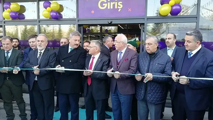 Migall Hypergross, Kayseri'de hizmet vermeye başladı
