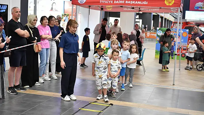 Minik itfaiyeciler Kumsmall AVM'de buluştu!