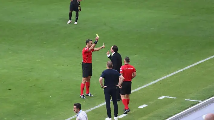 Kayserispor'da şok: 4'ncü kez kırmızı kart gördü