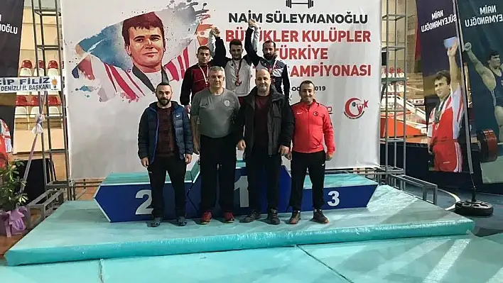 Muhammet Akkaya 55 Kg'da Türkiye Şampiyonu oldu