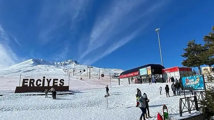 Müjde! Kayak sezonu yarın açılıyor...