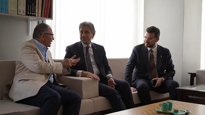 Mustafa Demir, Mehmet Özhaseki'yi unutmadı!