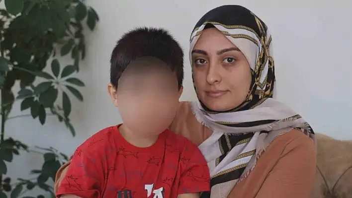 Ameliyatta 5 yaşındaki çocuğun dili ve dudağı yandı