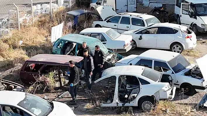 Araçları 'change' yapan çeteye operasyon