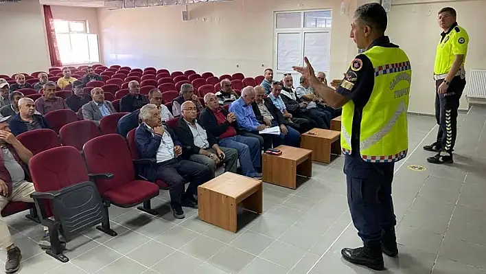 Nevşehir'de okul servis şoförlerine eğitim verildi